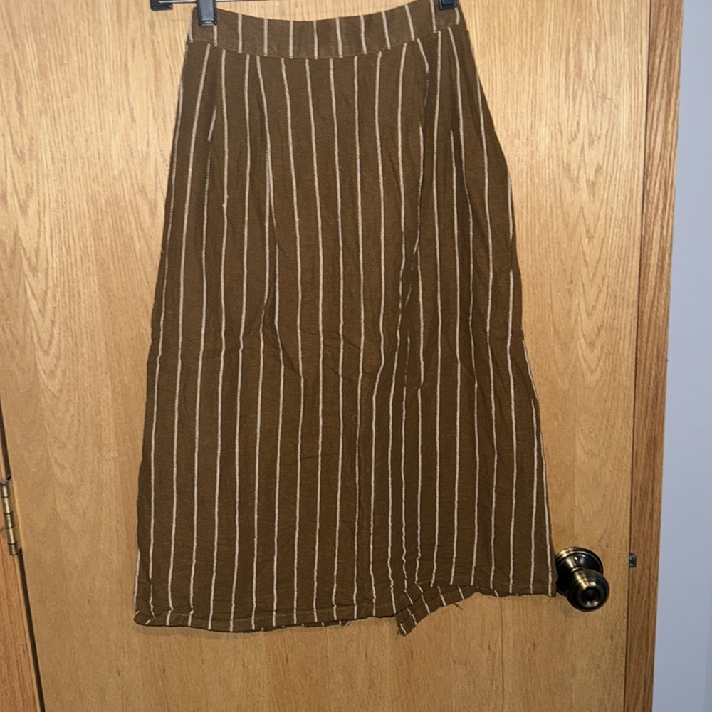 Brown Stripe Button-Front Midi Skirt with Tie Waist - Picture 4 of 4